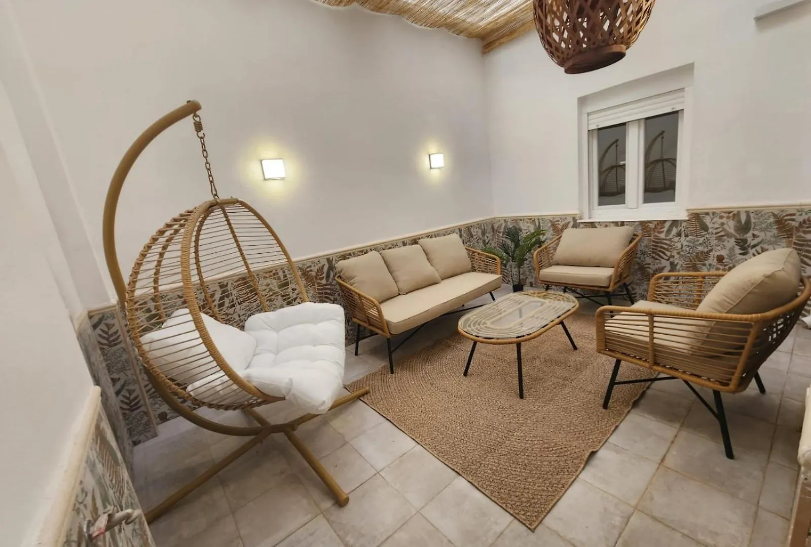 Virgen De Gracia Apartments مالقة