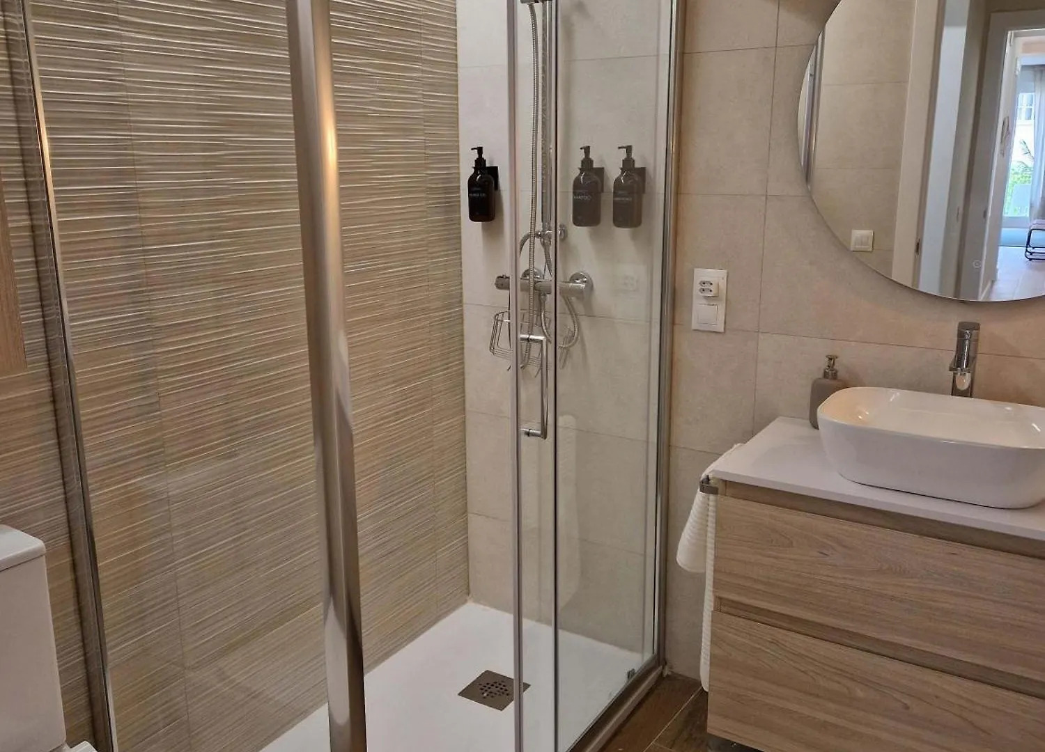 Virgen De Gracia Apartments مالقة